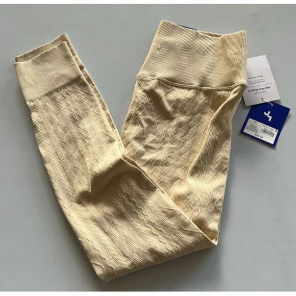 JoyLab Women's Seamless Cable Knit 7/8 Leggings Ivory Size Medium - Picture 11 of 13